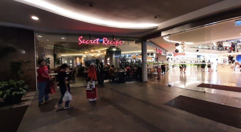 Secret Recipe Mid Valley Megamall restaurant