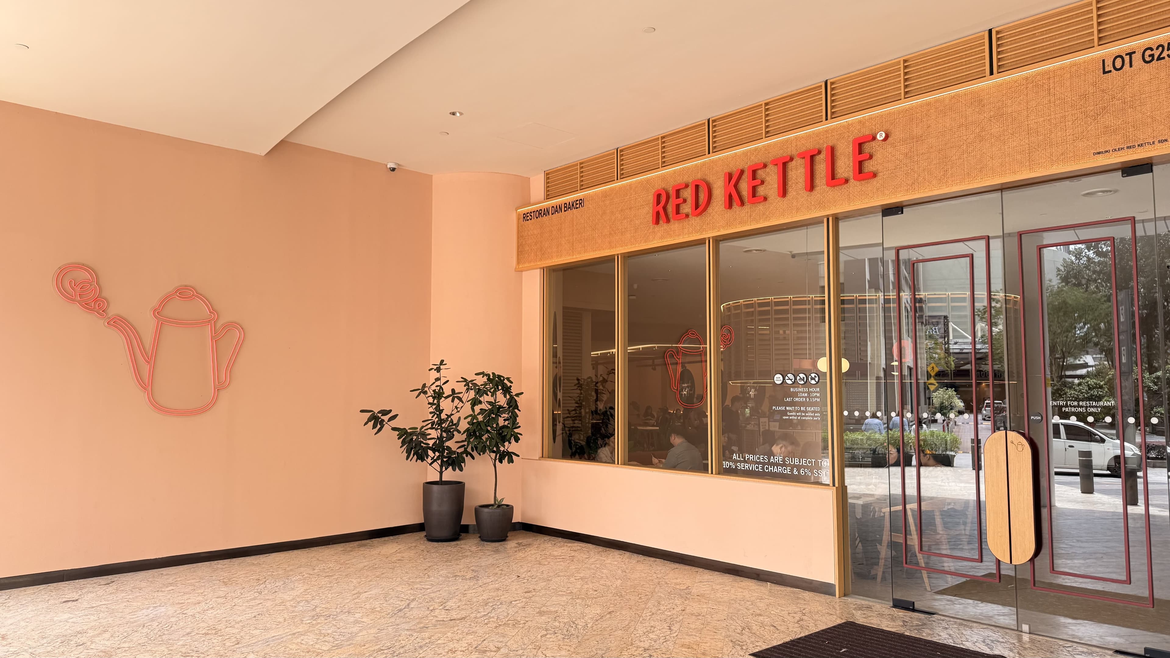 RED KETTLE @ THE GARDENS MALL cover